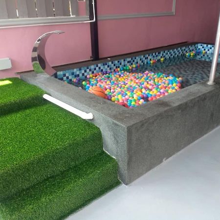Ria Homestay & Kolam Alor Setar Dış mekan fotoğraf